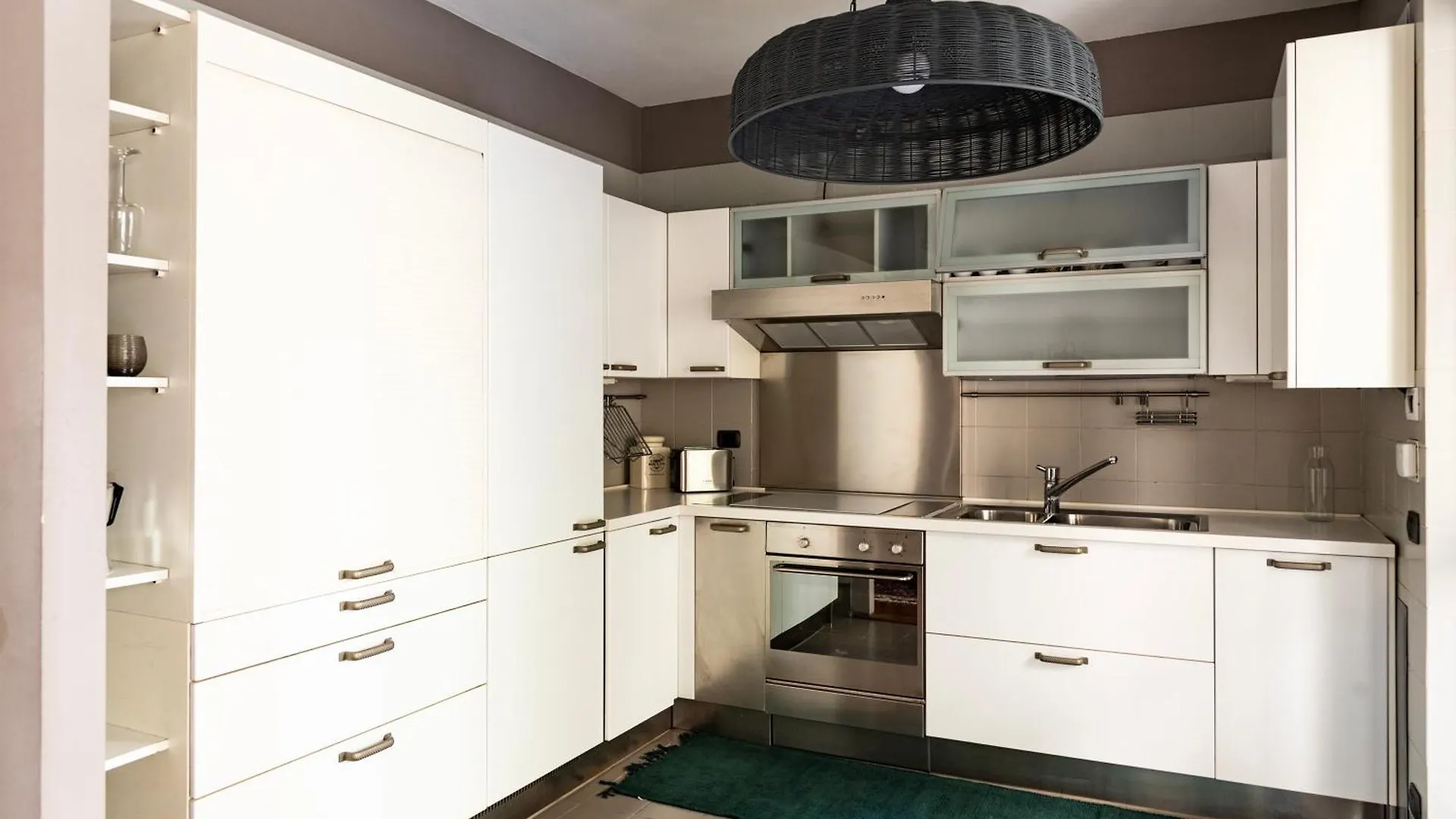 Moscova-Brera Elegante Con Giardino Privato Apartment Milan 0*,