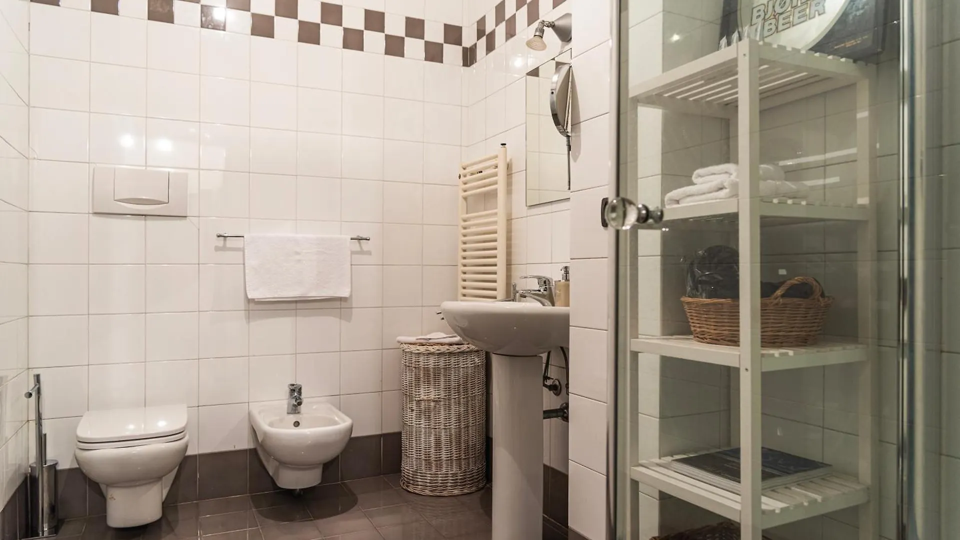Moscova-Brera Elegante Con Giardino Privato Apartment Milan