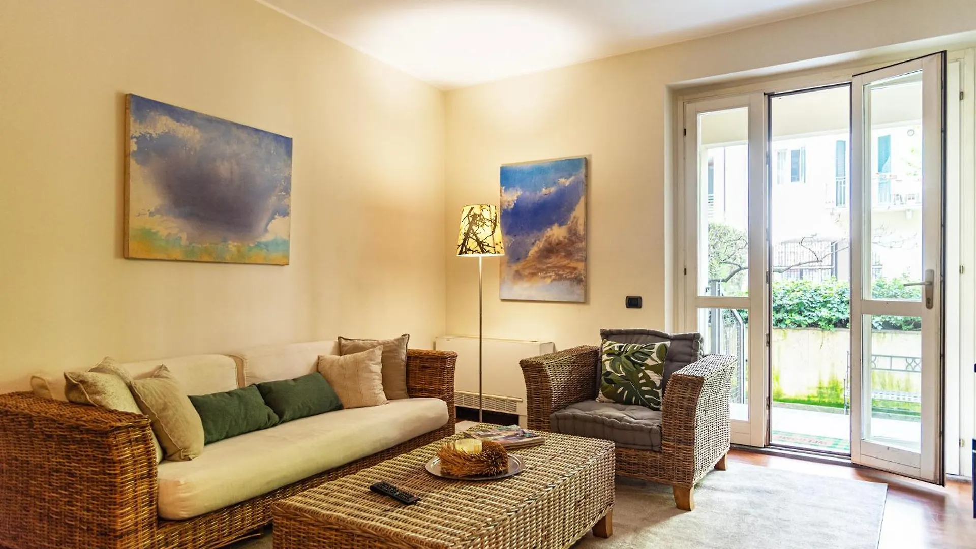 Moscova-Brera Elegante Con Giardino Privato Apartment Milan