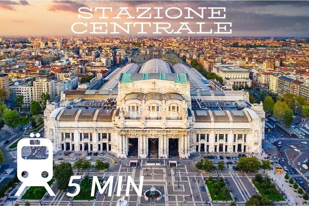 Moscova-Brera Elegante Con Giardino Privato Apartment Milan